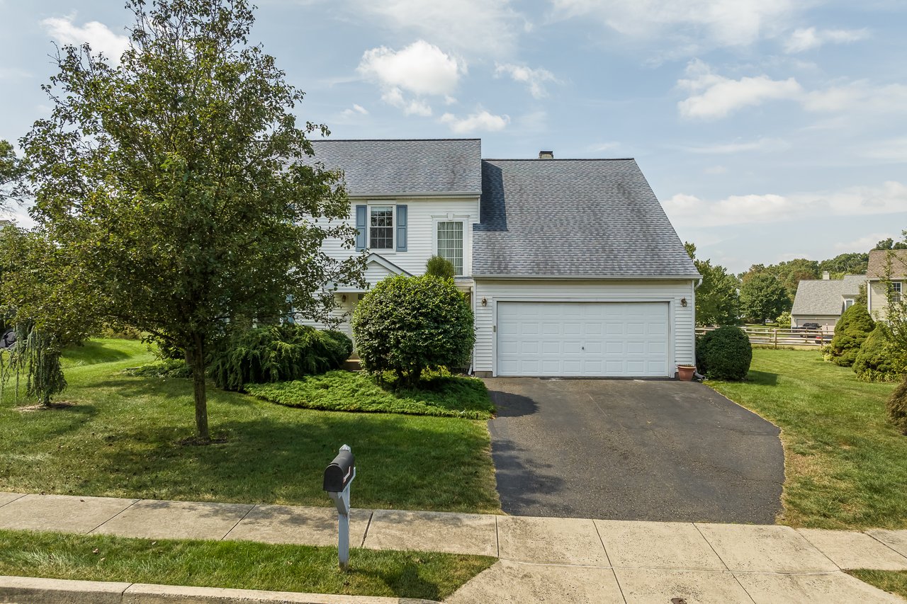 1247 Colonial Drive