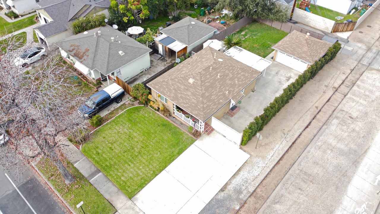 1481 Bonita Avenue