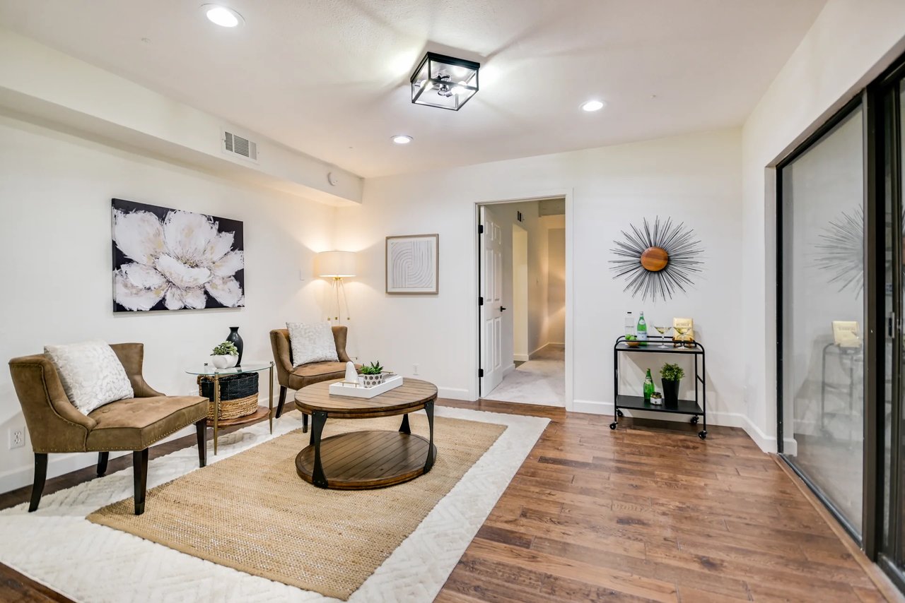 Golf Course Grandeur - 9112 Balcones Club Drive