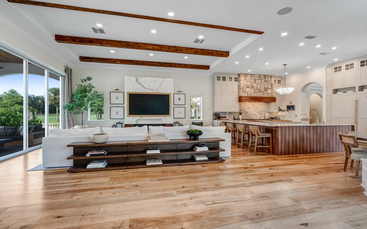 12450 Vittoria Way