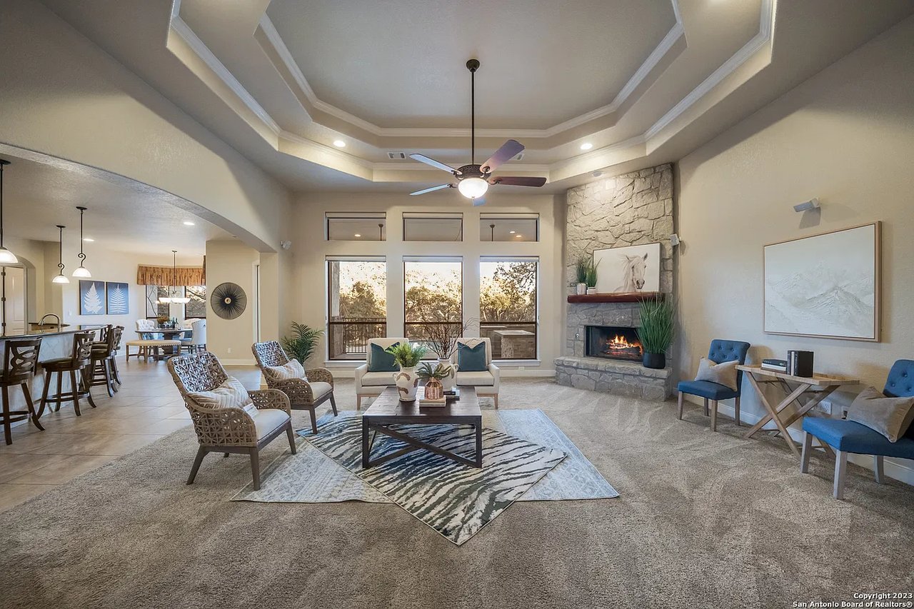 1449 River Way