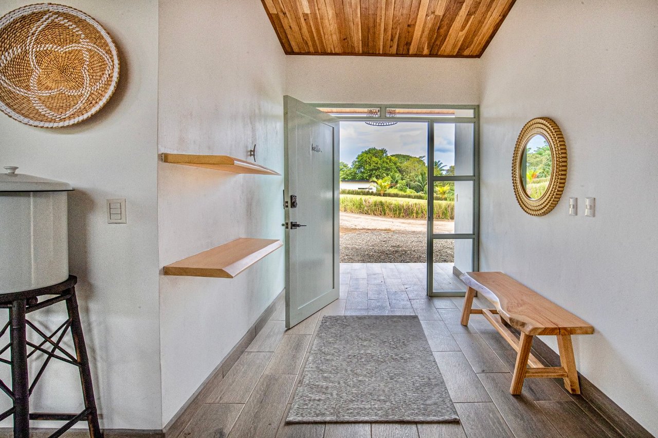 Mountain View 3 Bedroom Home in Toucan Gated Community