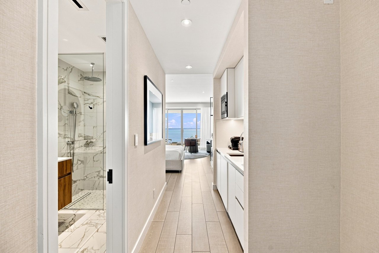 417 Goldwynn Resort & Residences