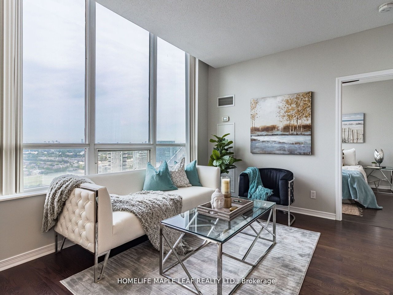 LAKESHORE PENTHOUSE