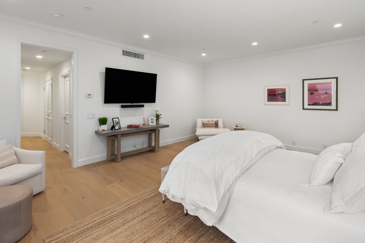 300 N Swall Dr Unit: 354, Beverly Hills 