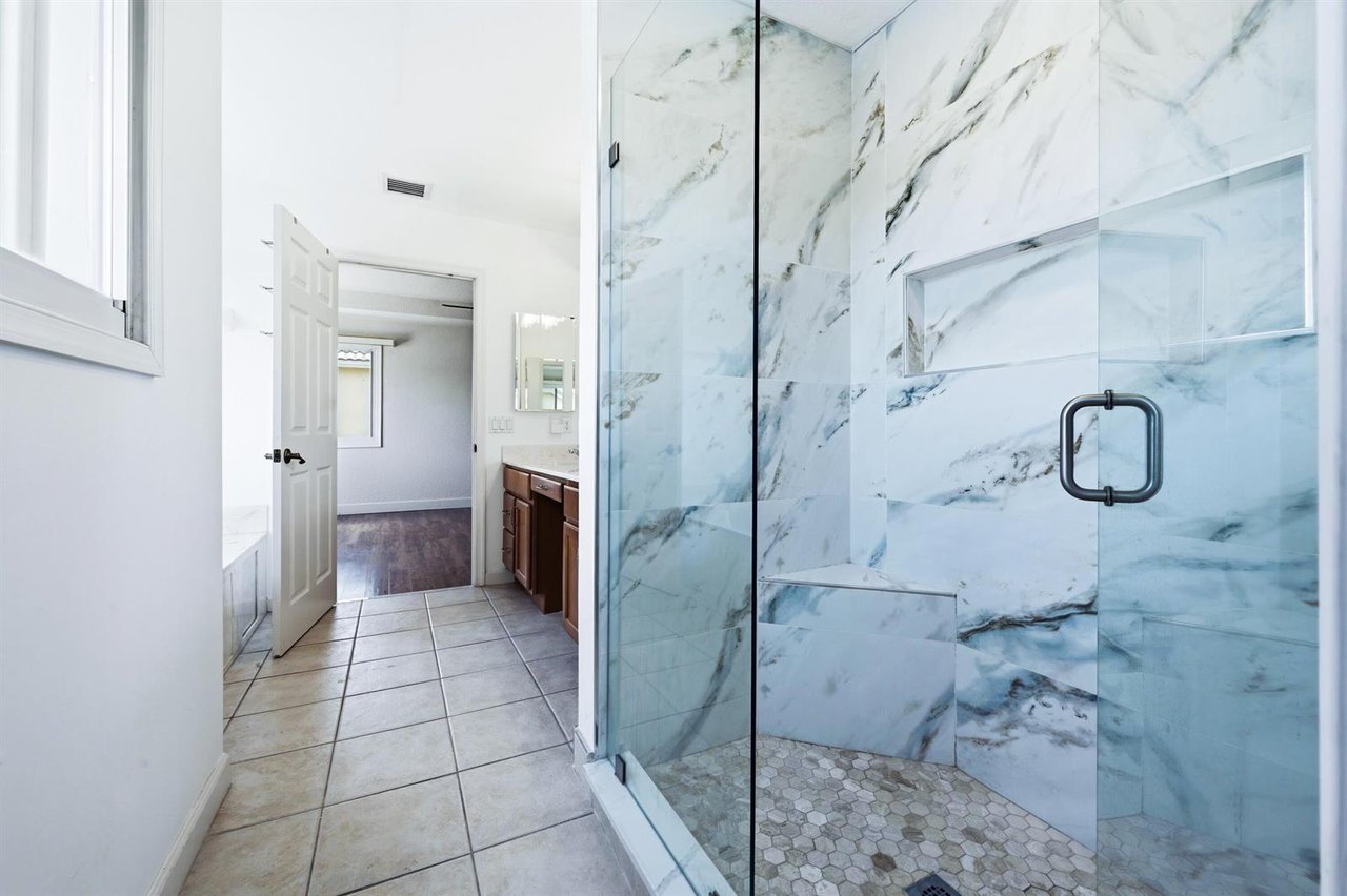 8113 Bautista Way
