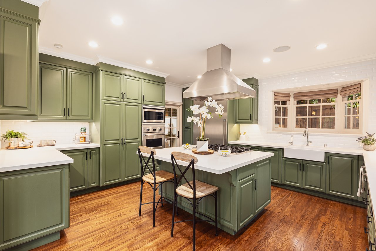 2055 Outpost Dr, hollywood hills