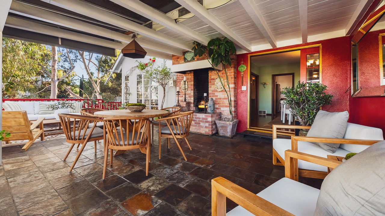 2882 Belden Dr, hollywood hills