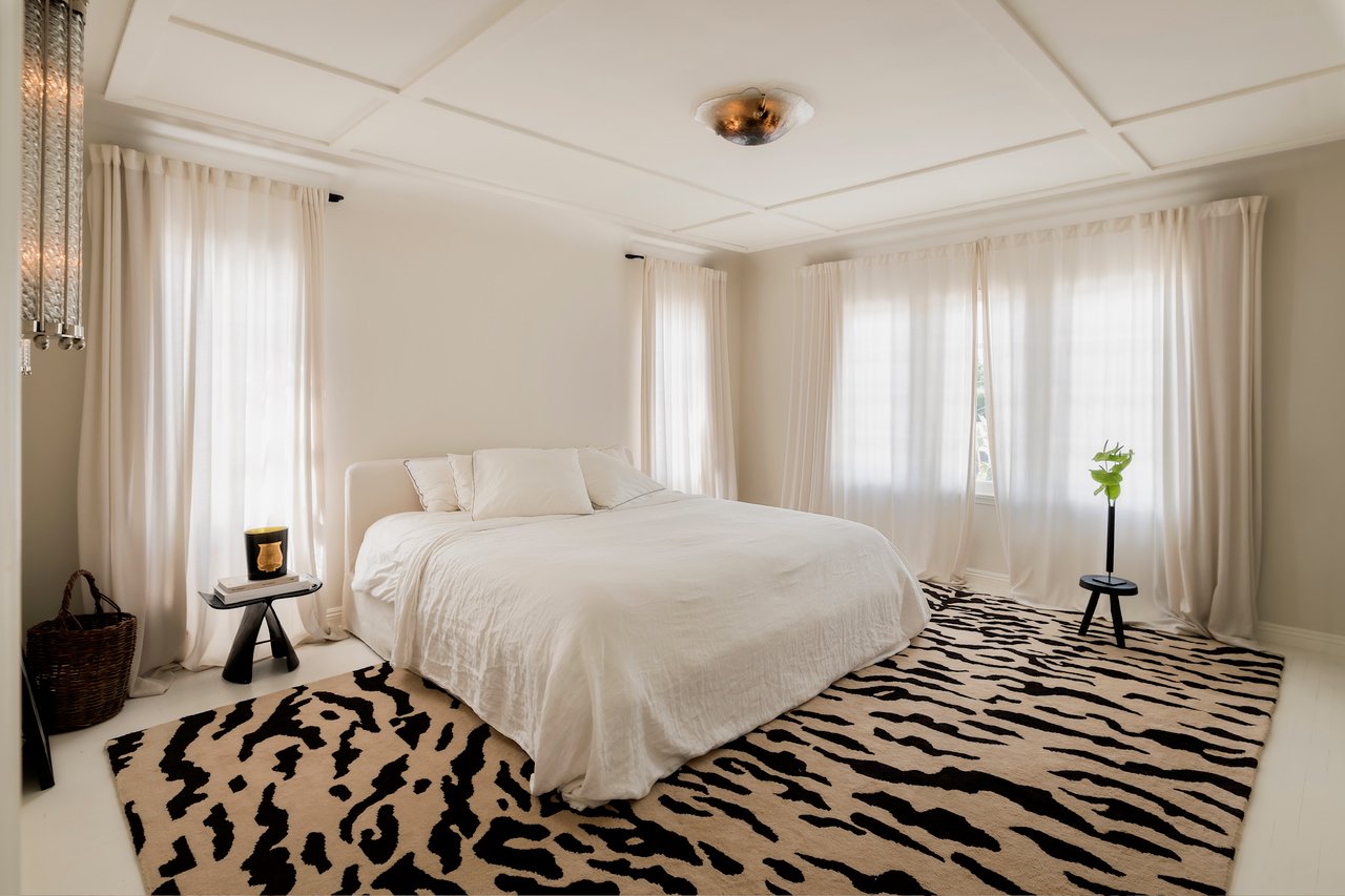 1111 S Crescent Heights Blvd