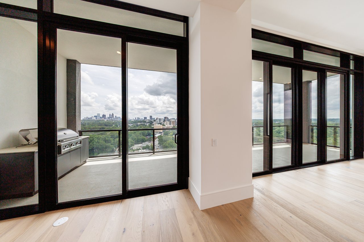 2425 Peachtree Road Unit 1806