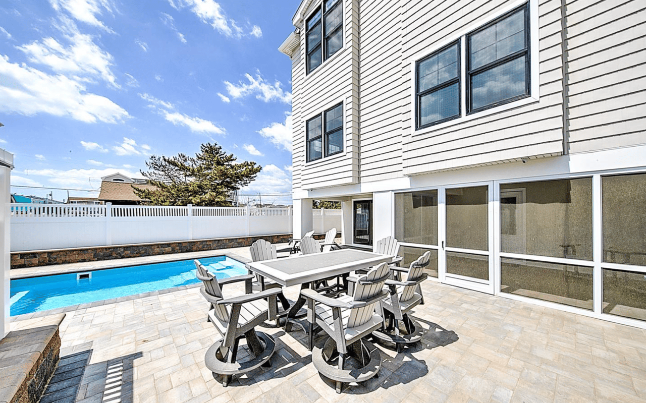 5205 West Ave - Pet Friendly