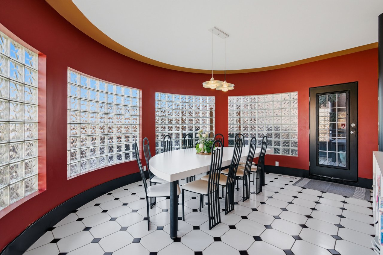 64 Patterson Mews SW