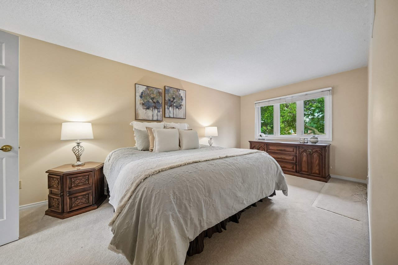 Timeless Glen Abbey living 