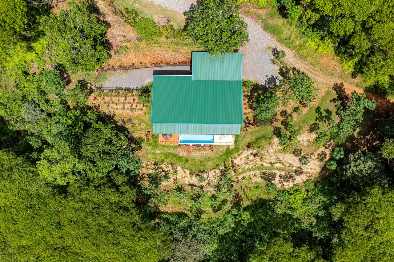 NEW PRIVATE MOUNTAIN HOME WITH OCEAN VIEWS ABOVE LAGUNAS