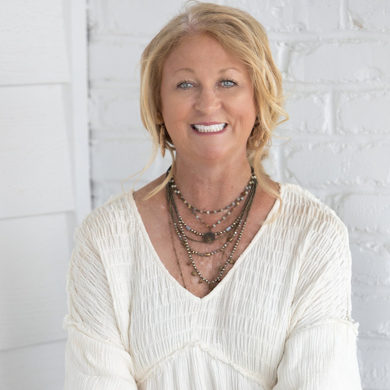 Jill Caines Georgetown, SC Real Estate Agent Headshot