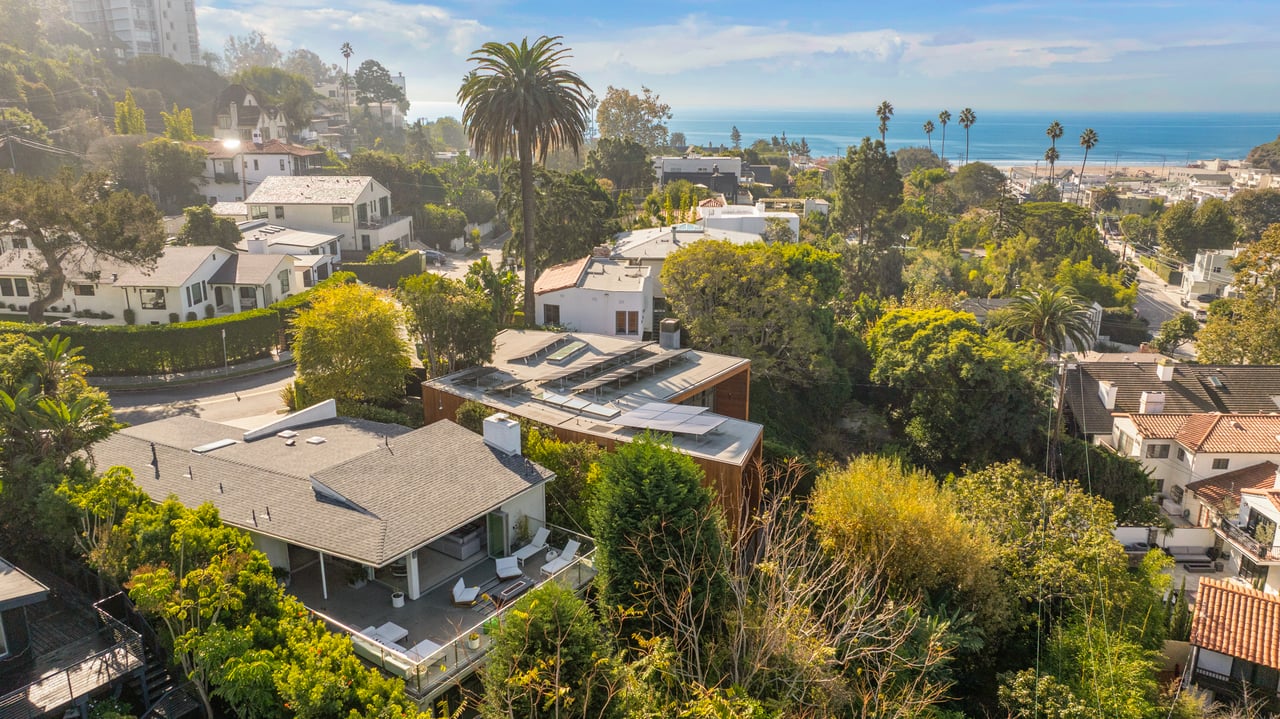 279 Mabery Rd, Santa Monica