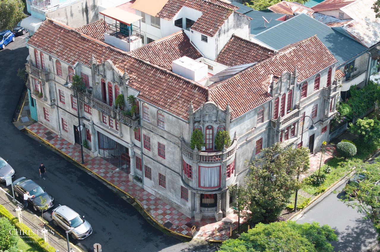Edificio Jiménez- A Timeless Architectural Gem in Historic San José