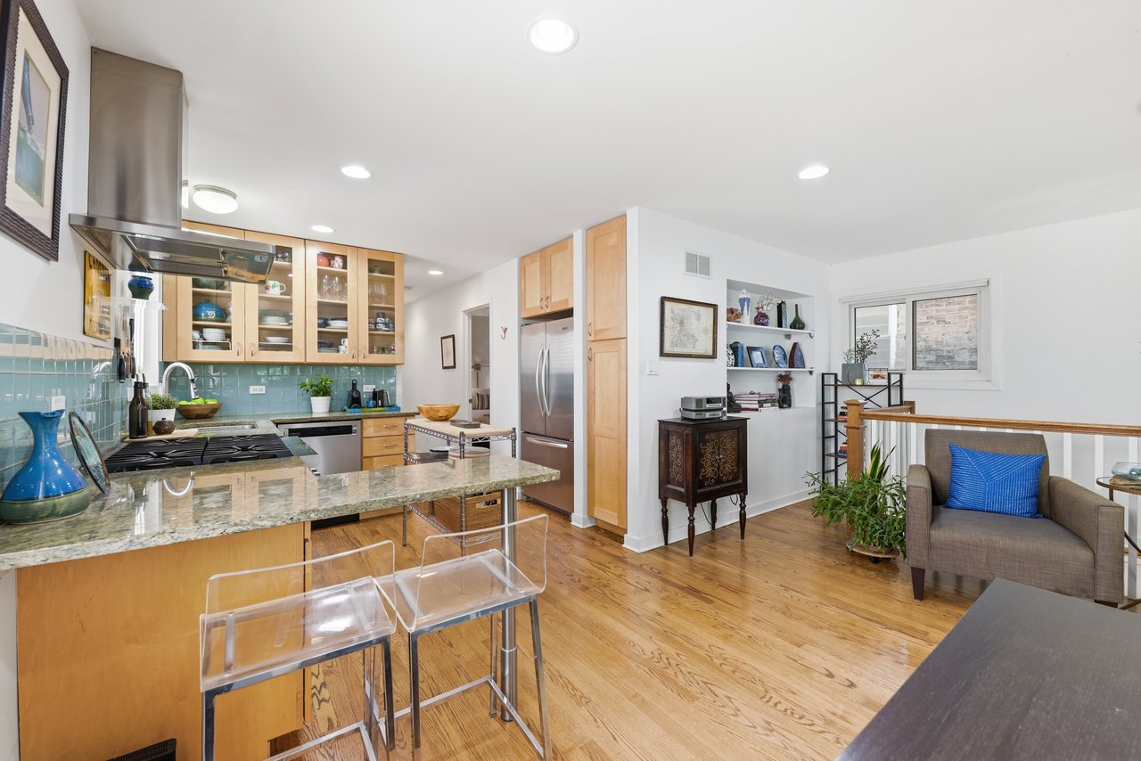 1429 W Huron Street