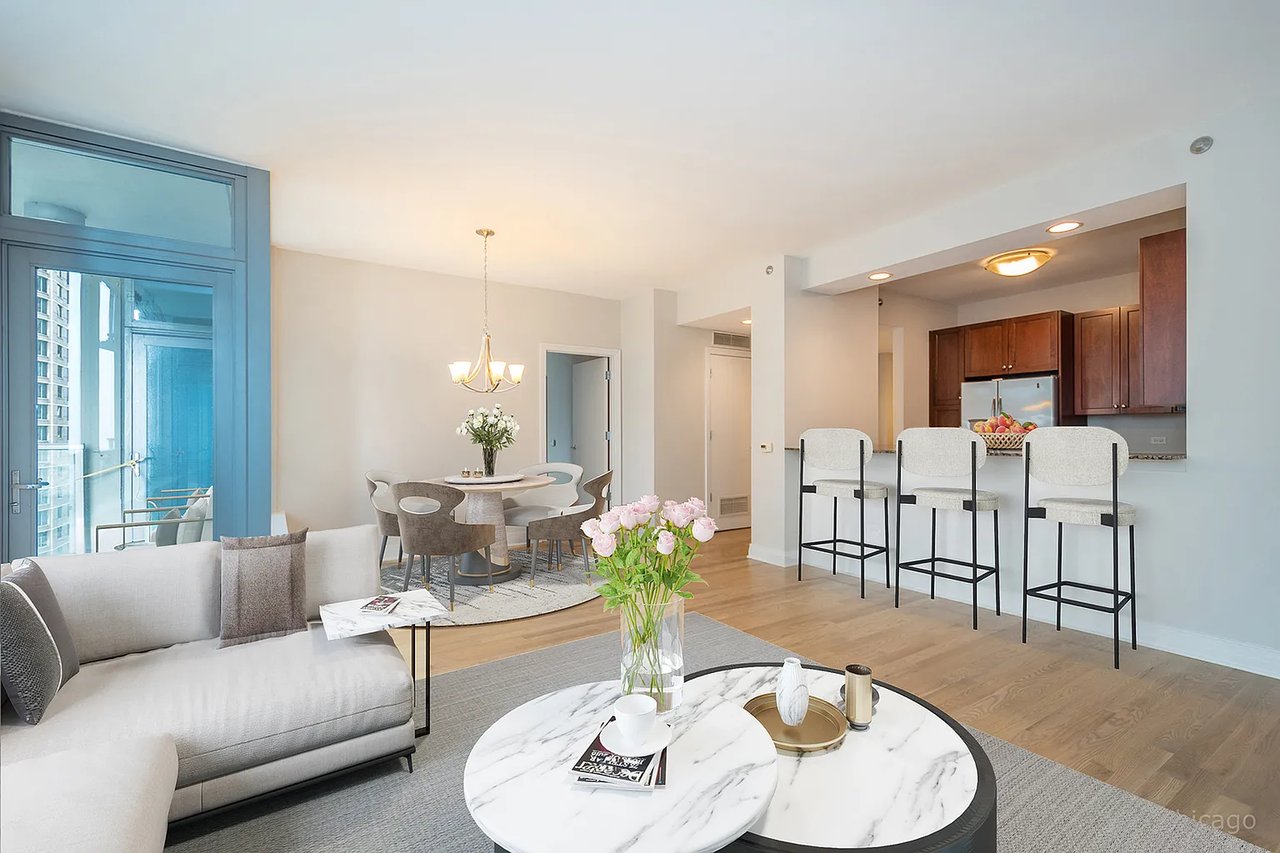 600 N Lake Shore Dr Apt 2702