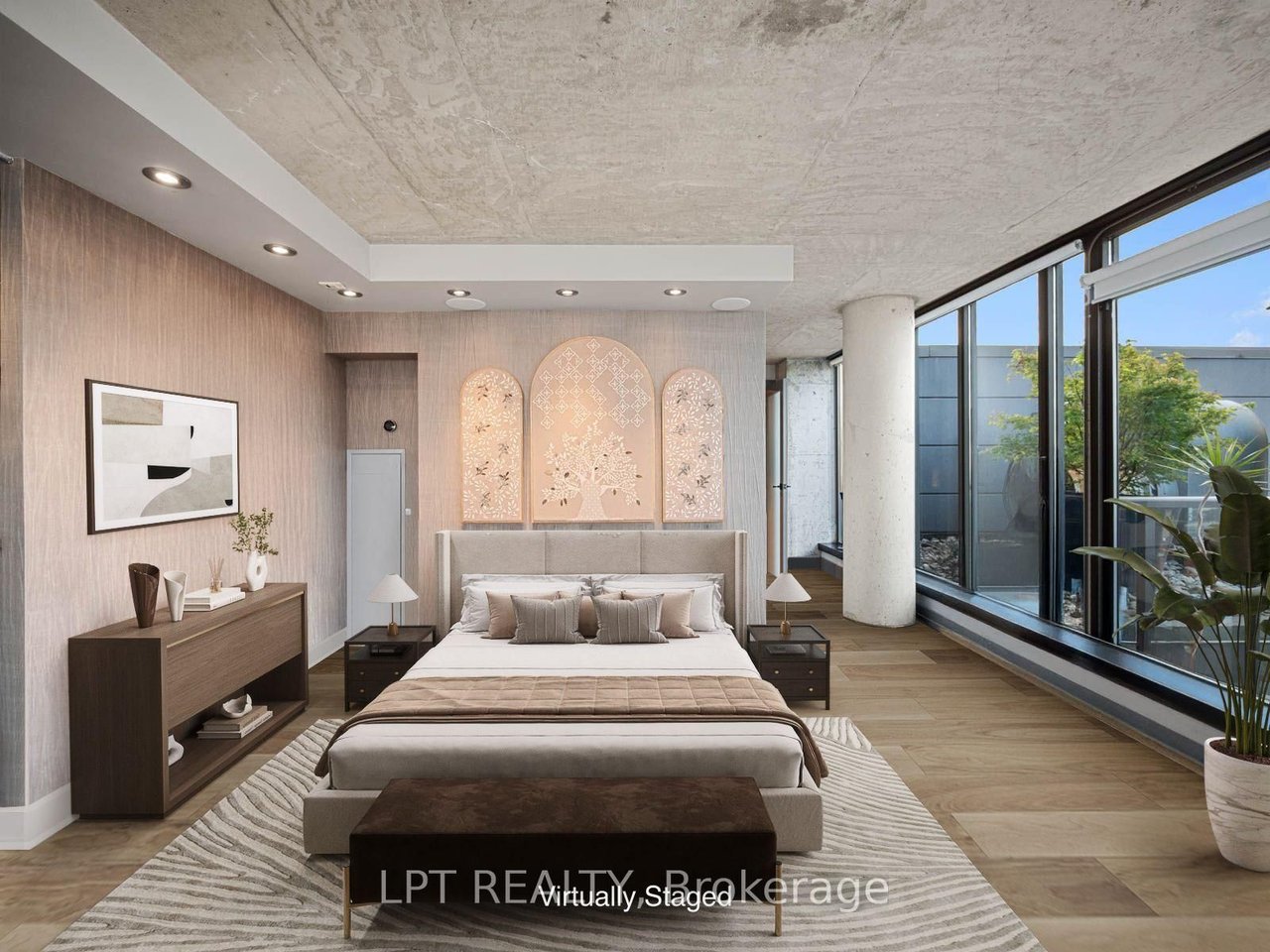 PENTHOUSE LUXURY IN KING WEST