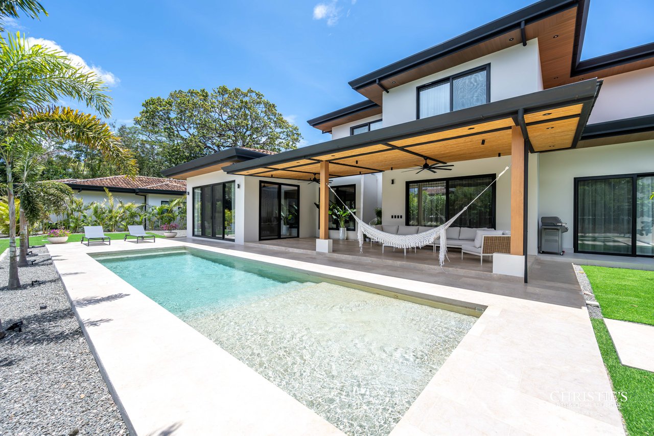 Casa Jade | Contemporary Resort Living in Hacienda Pinilla 