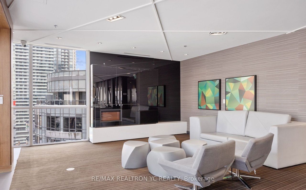 A GEM IN THE HEART OF DOWNTOWN 