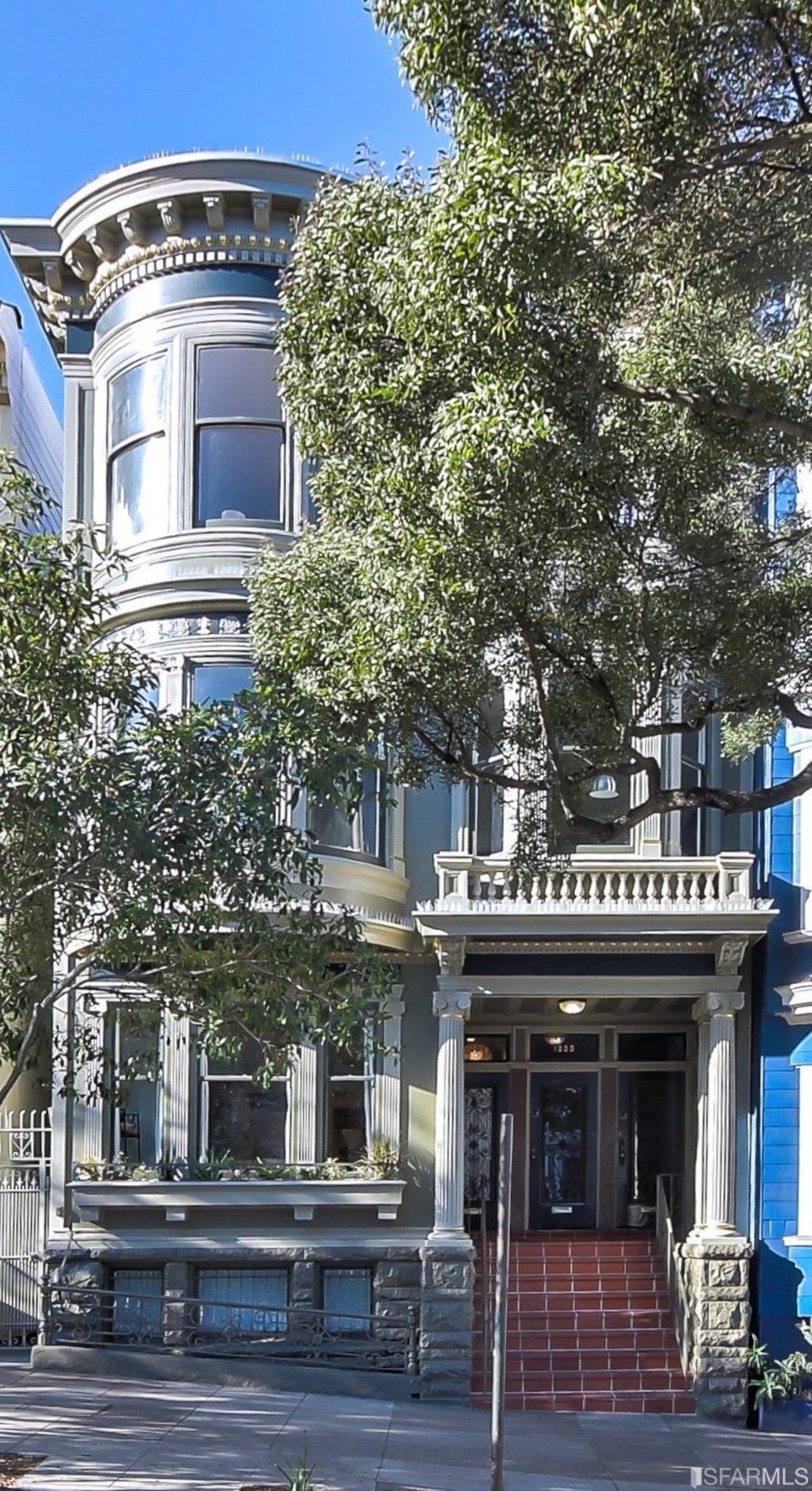1237 Masonic Ave