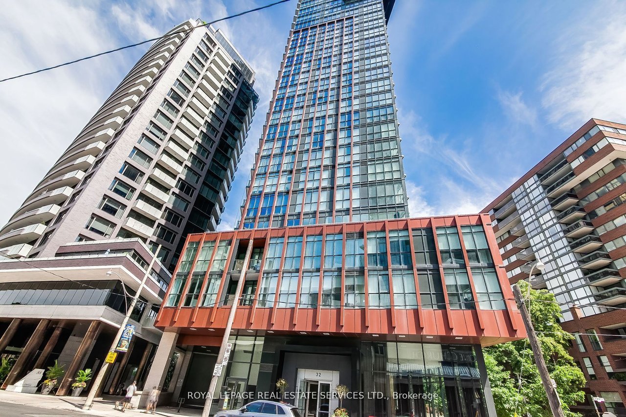 32 Davenport Rd #1405