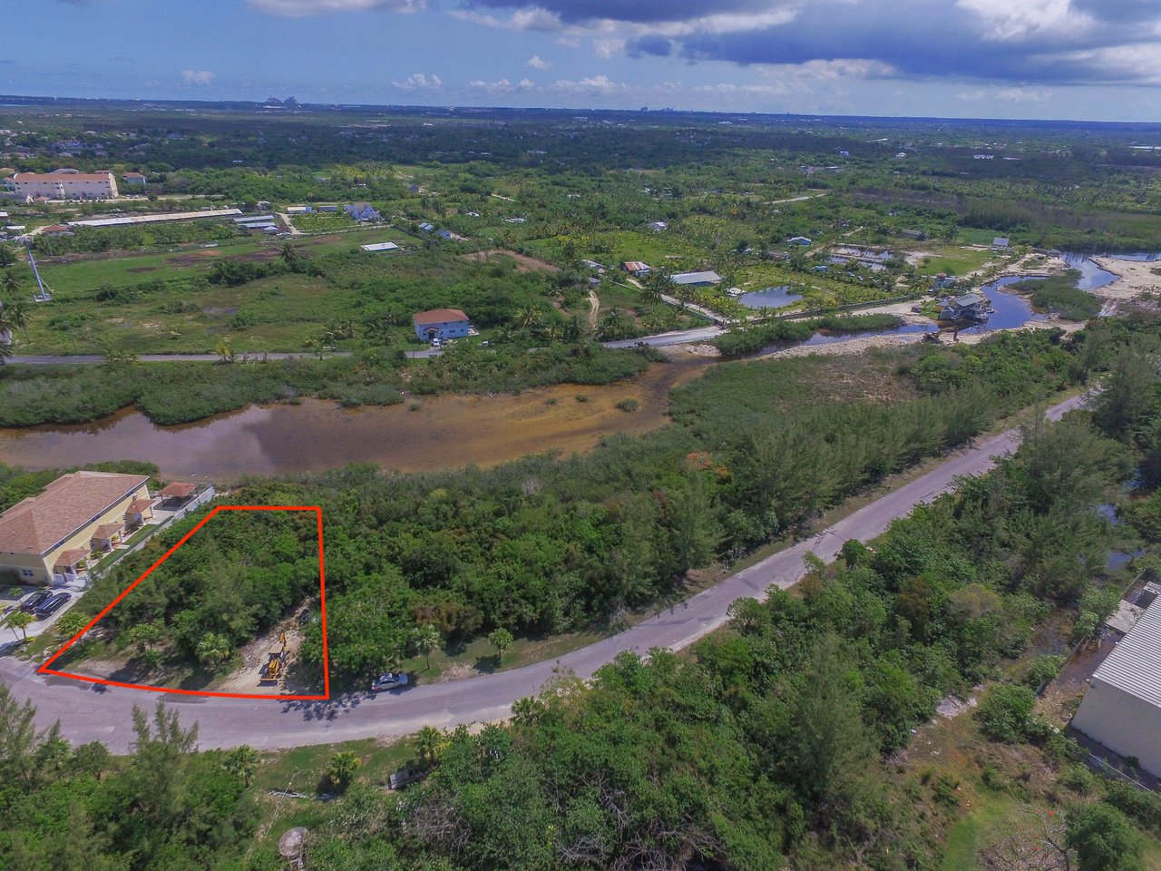 Lot #4 South Seas