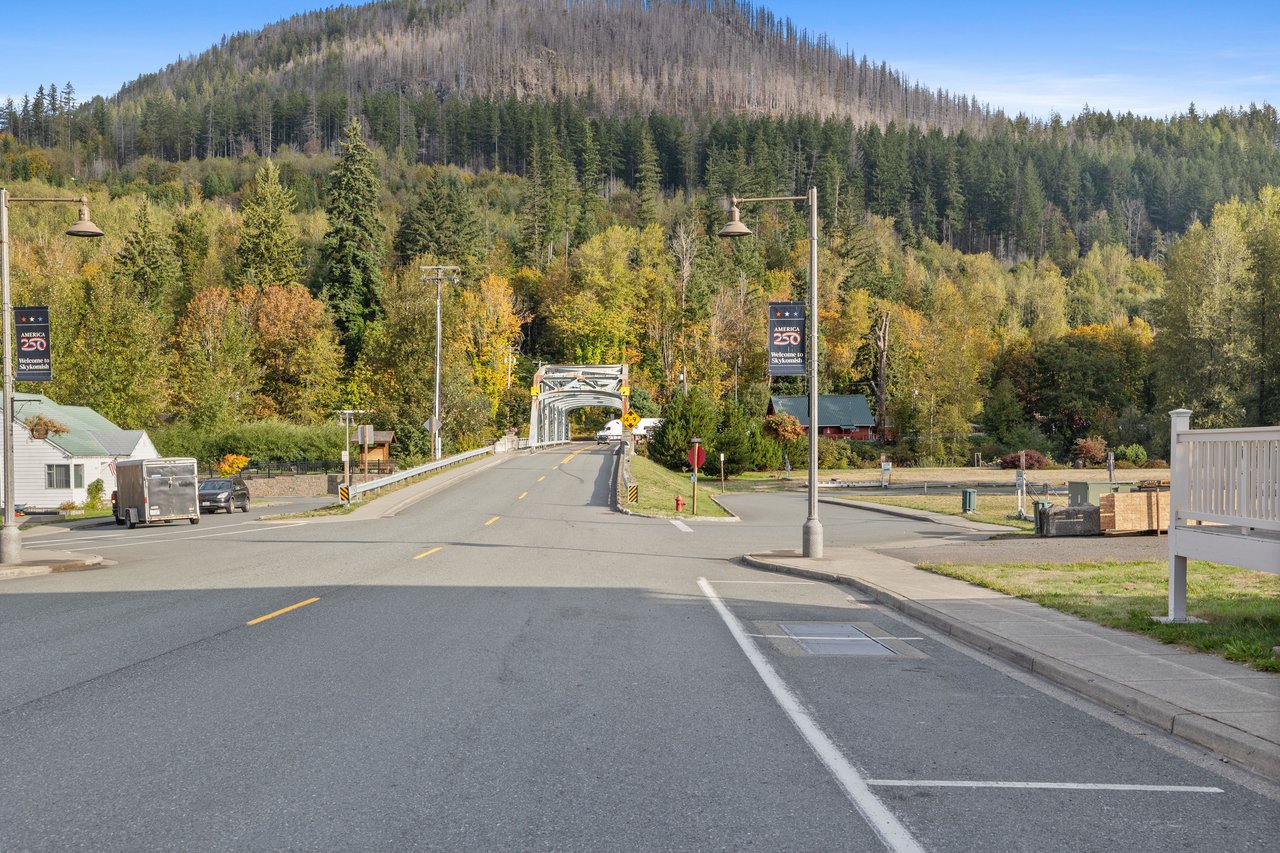 71636 NE. Old Cascade Hwy., Skykomish, WA 98288