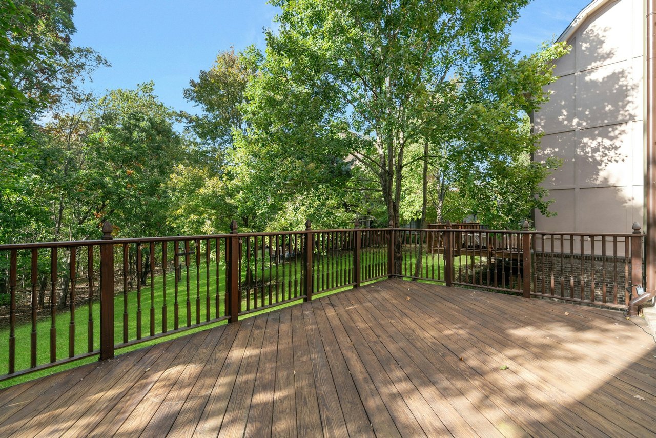 205 Bearwoods Road