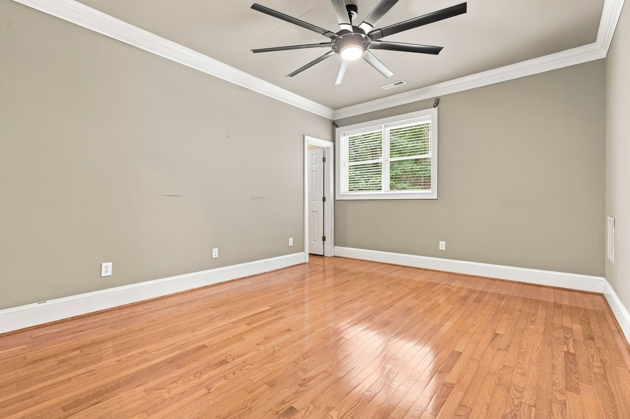 Where Luxury Meets the View on Monte Sano