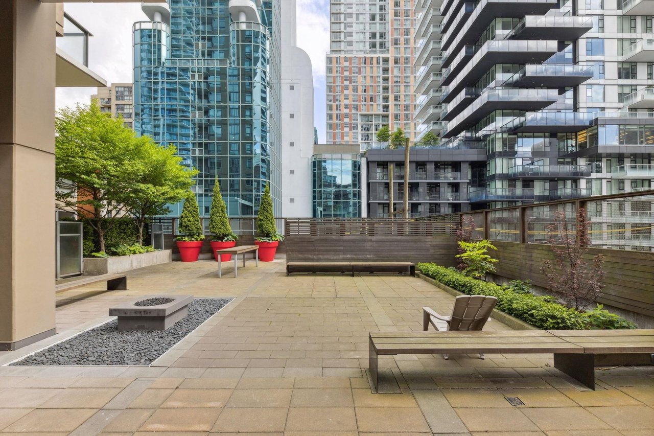 2705-1308 Hornby St Unit: 2705