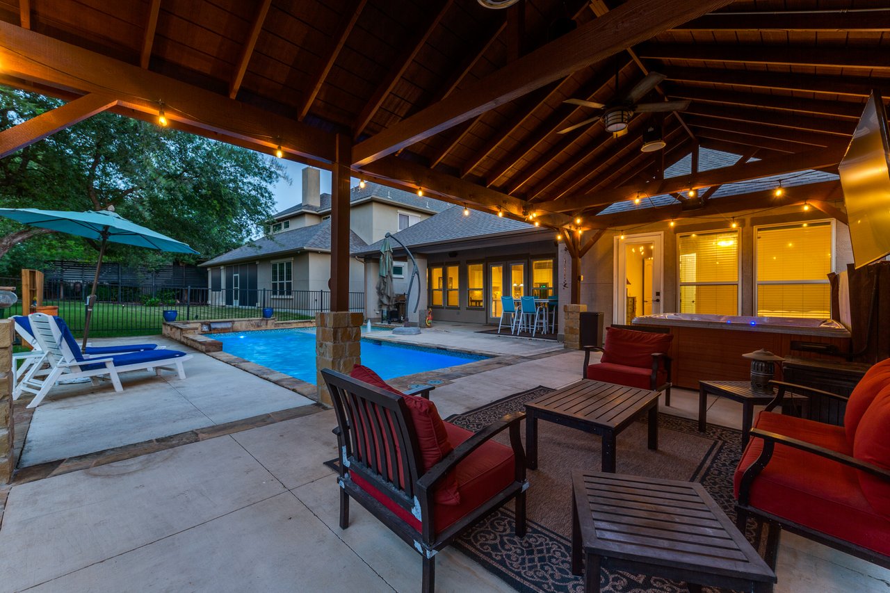 2319 Dunmore Hill