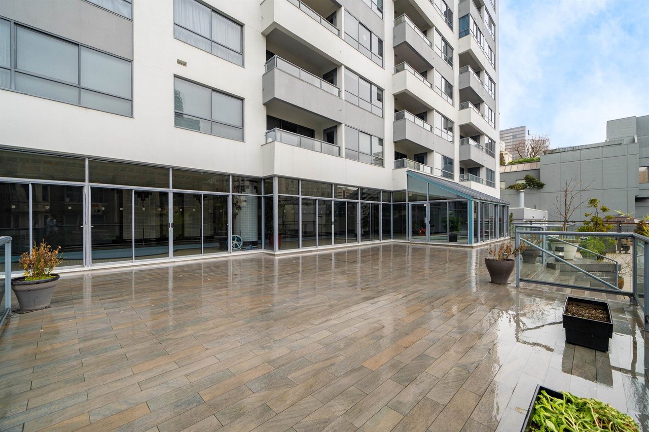 1060 Alberni St, #809