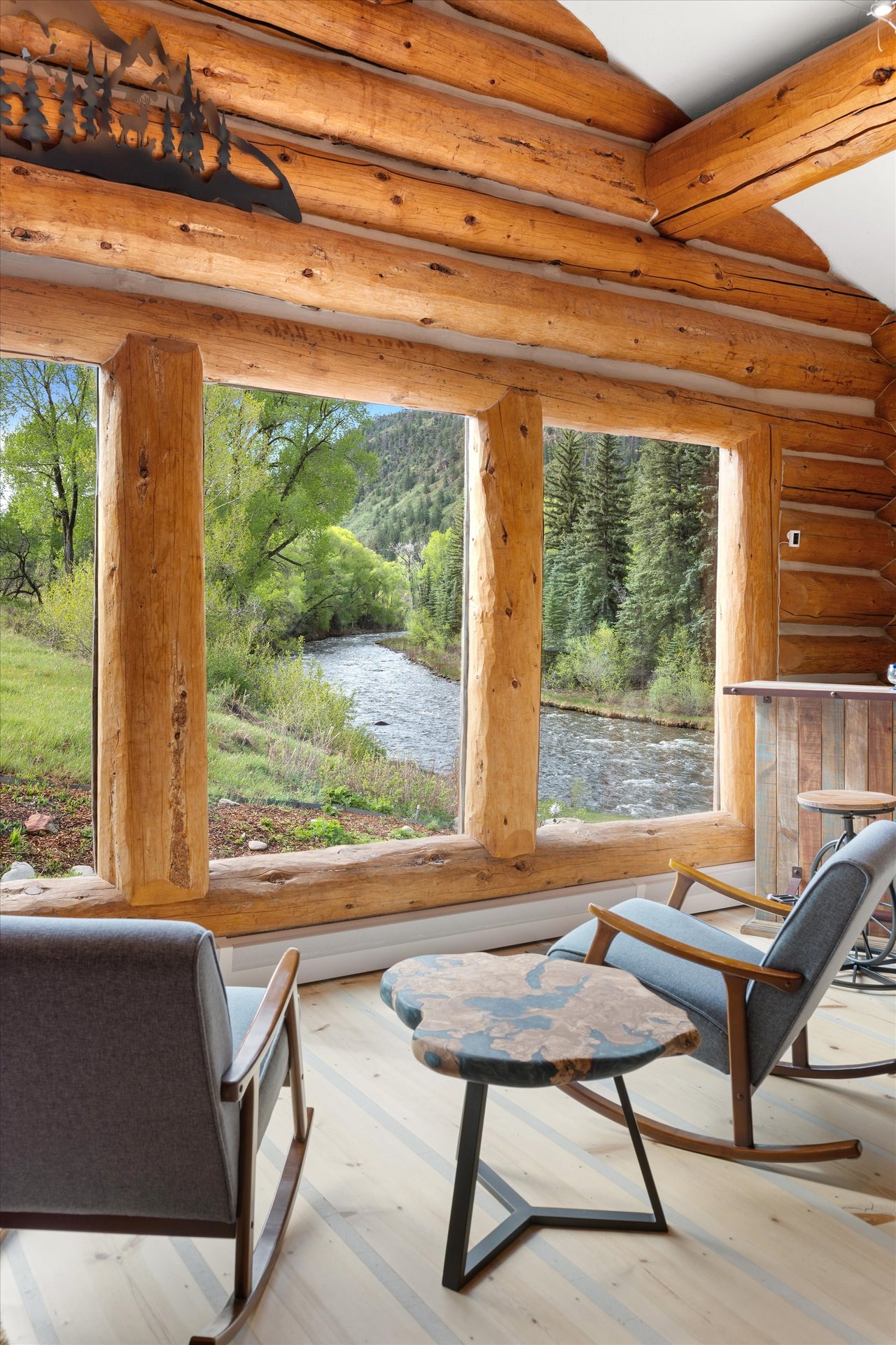 2134 Lower River