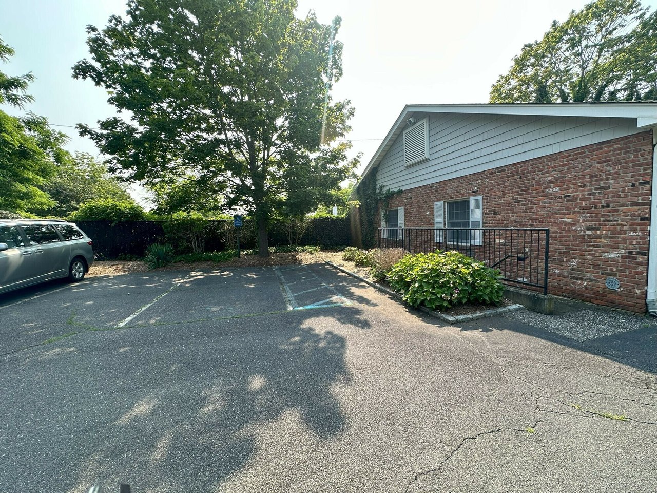 445 Main Street, Center Moriches