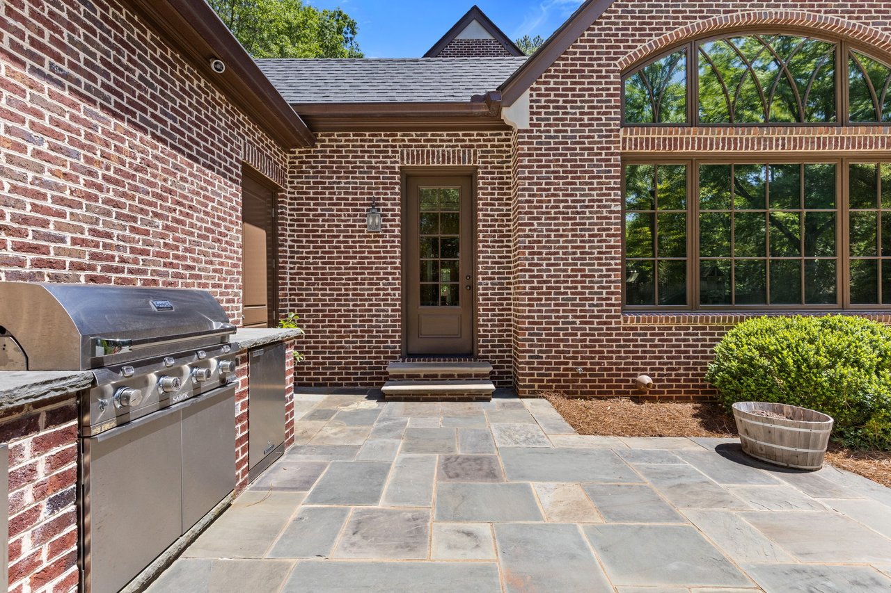 2814 Mabry Road