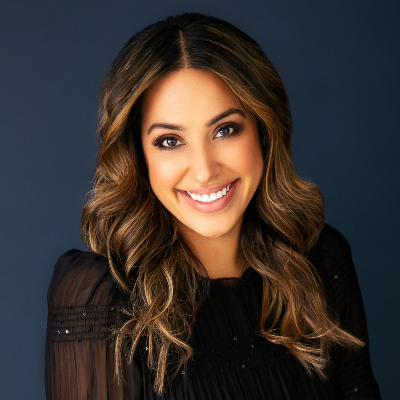 Valerie Gutierrez Santa Clarita, CA Real Estate Agent Headshot