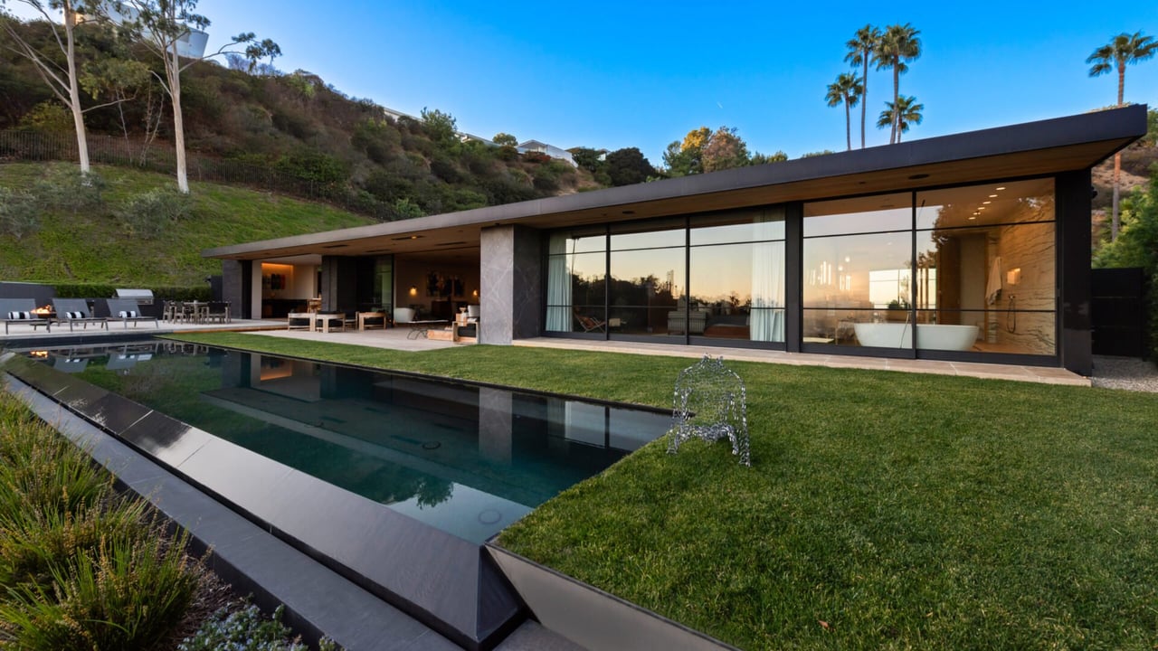 530 Leslie Lane