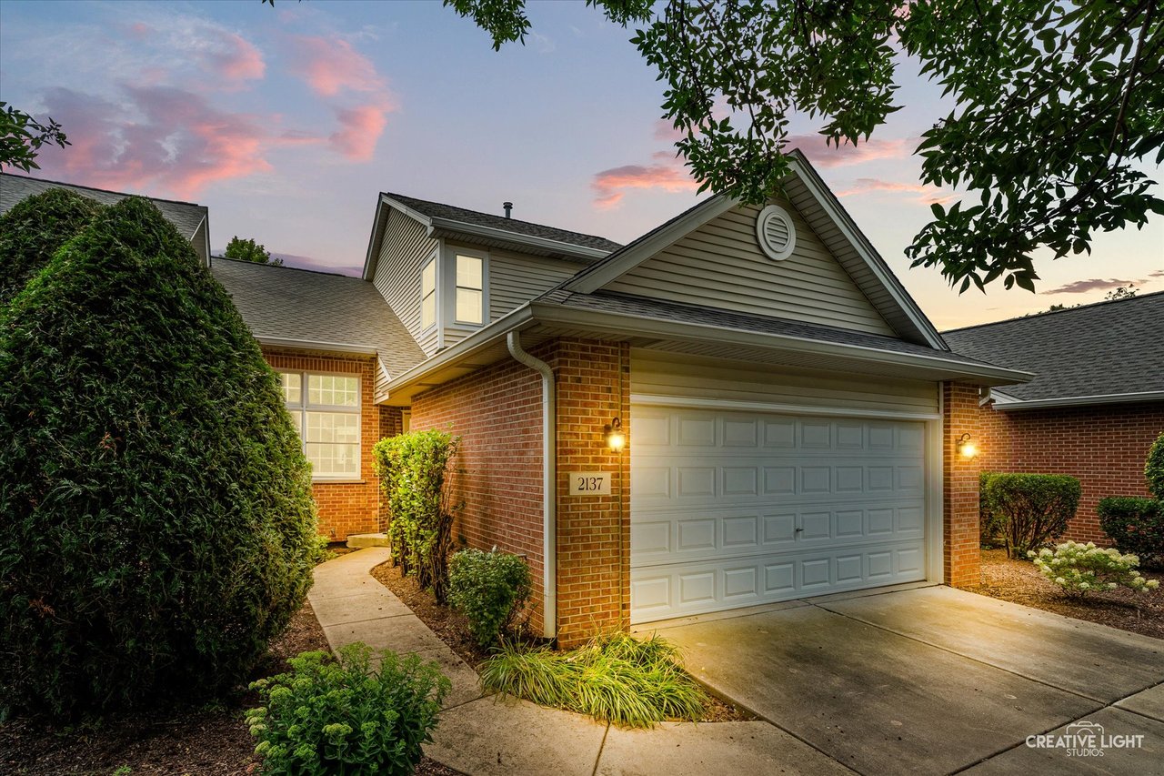 Two Primary Suites and a Second Kitchen: Inside a Water Tower Reserve Townhome in Woodridge, IL