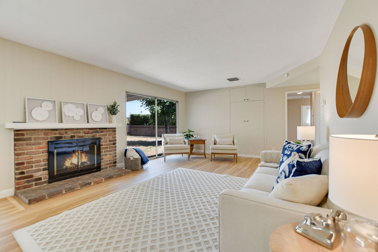 1146 N Soldano Road
