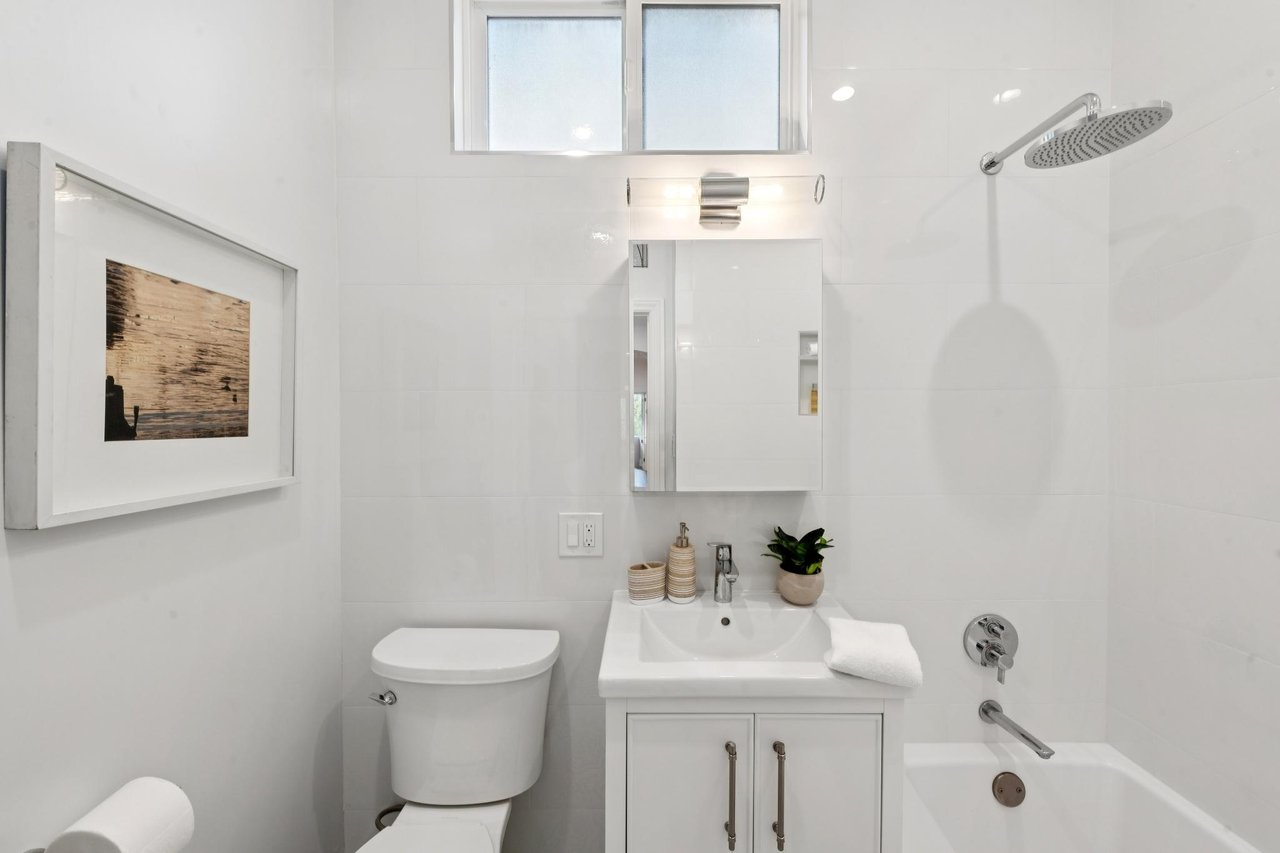 1845 Leavenworth #202