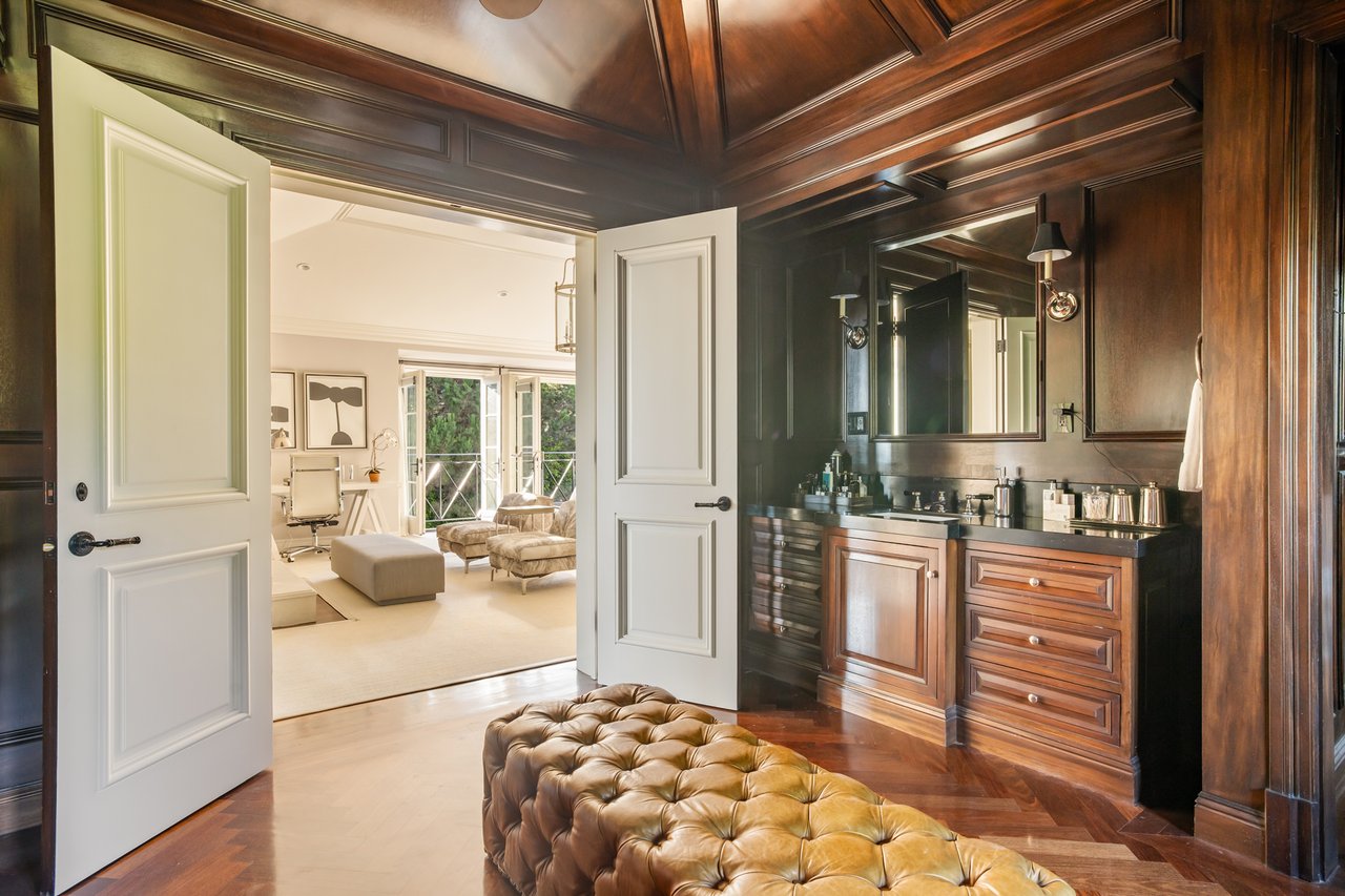 10847 Bellagio Rd