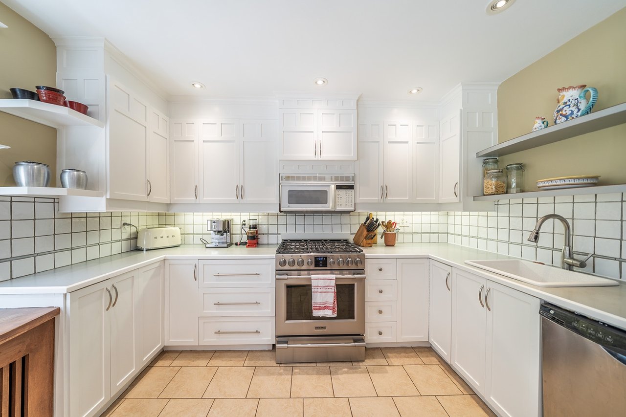 15 Birchlawn Ave