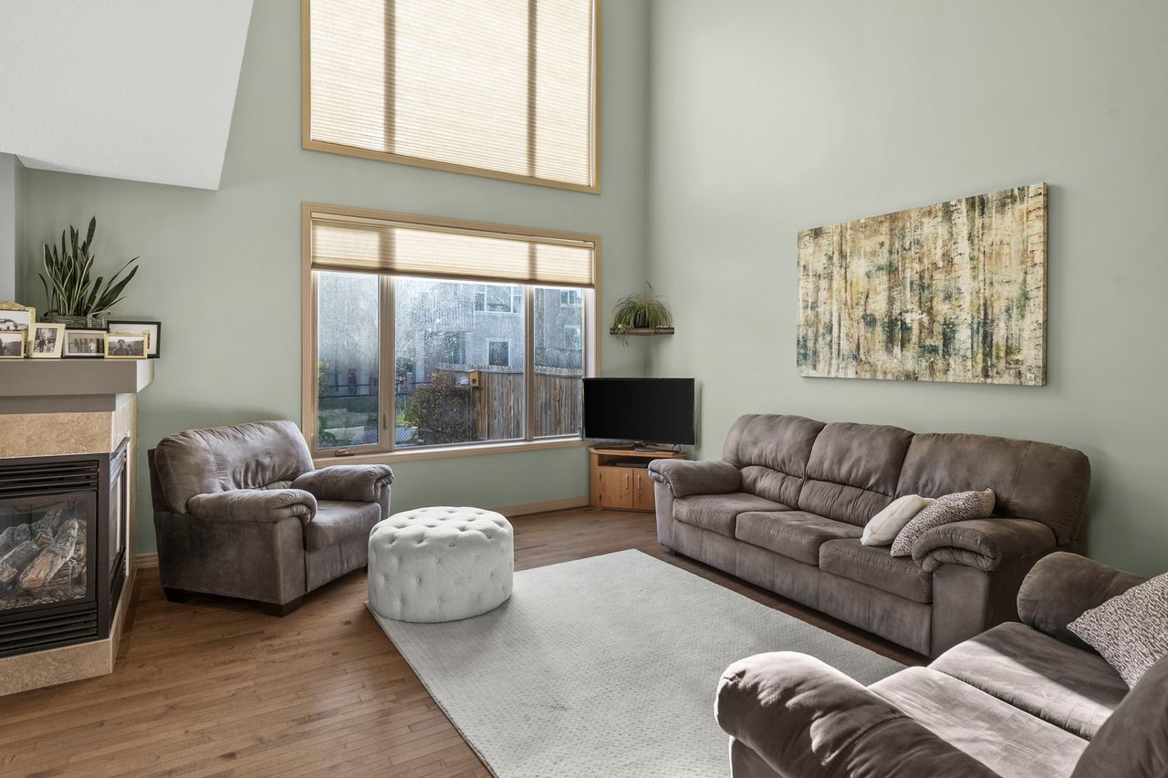 25 Tuscany Summit Terrace NW