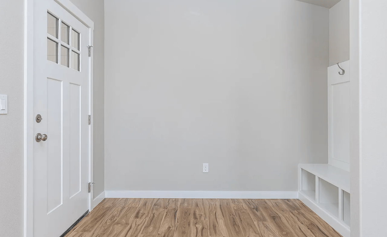 1415 Della Ave