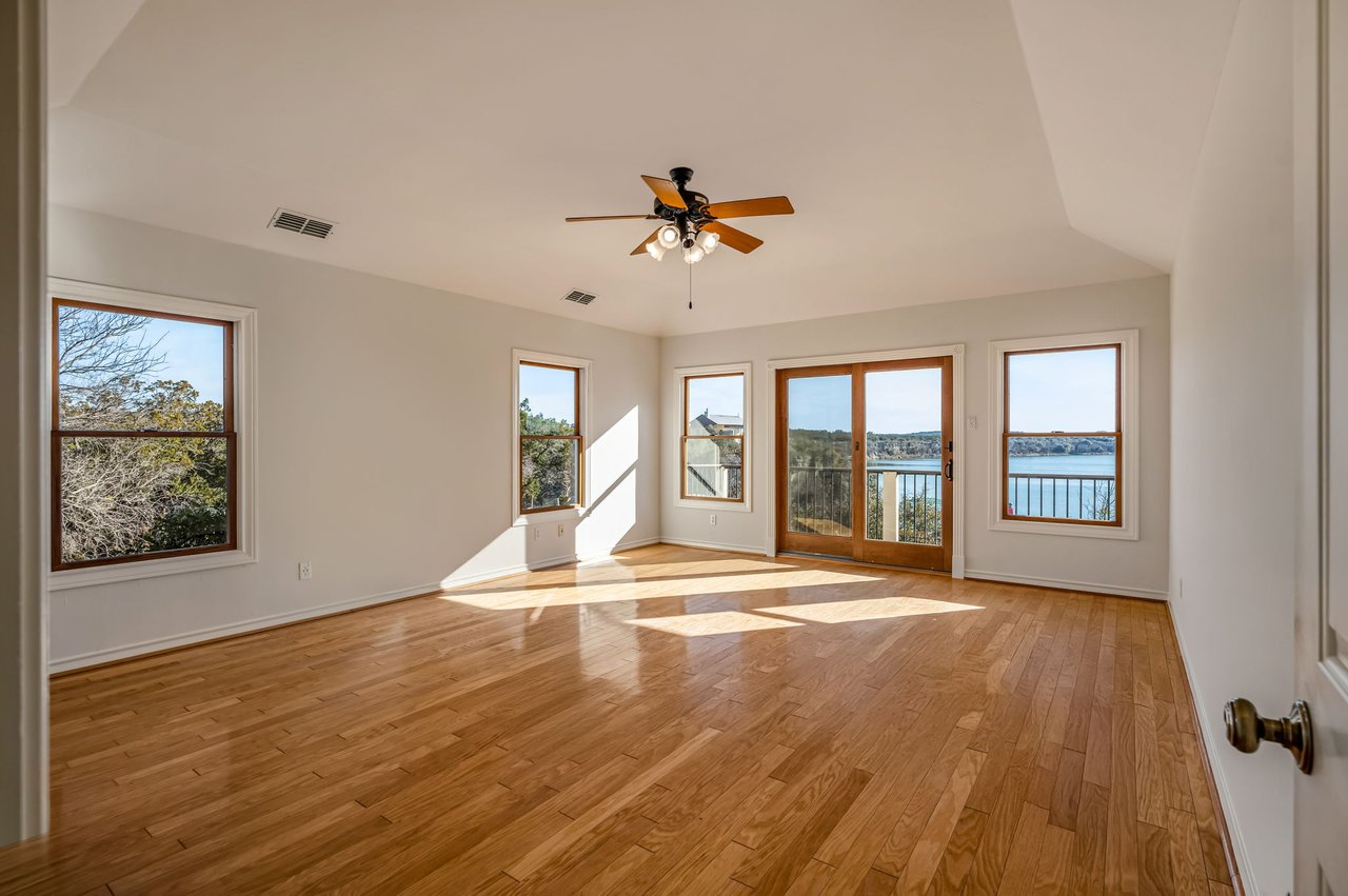 4300 Travis Peak Trail