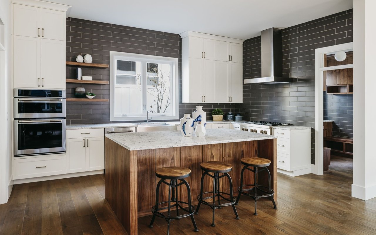 contact-form-background