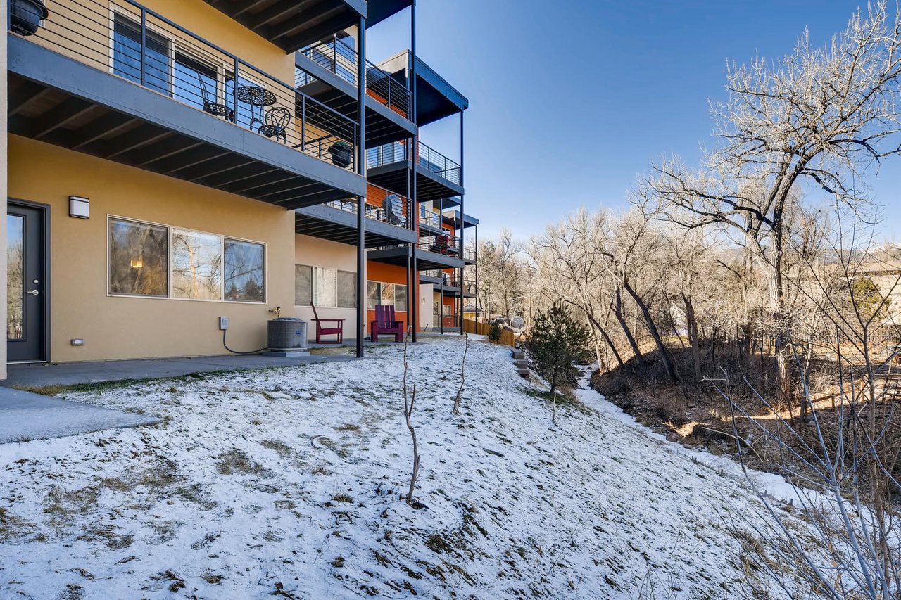 50 Cheyenne Boulevard